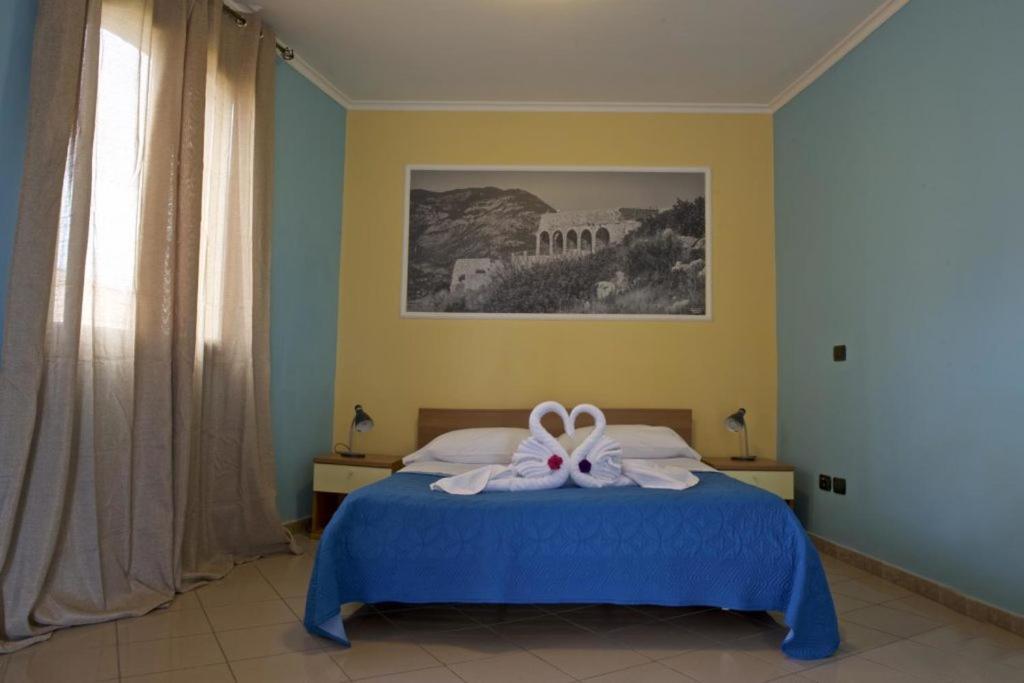 Hotel Ristorante Al Canto Delle Sirene Terracina Exterior foto