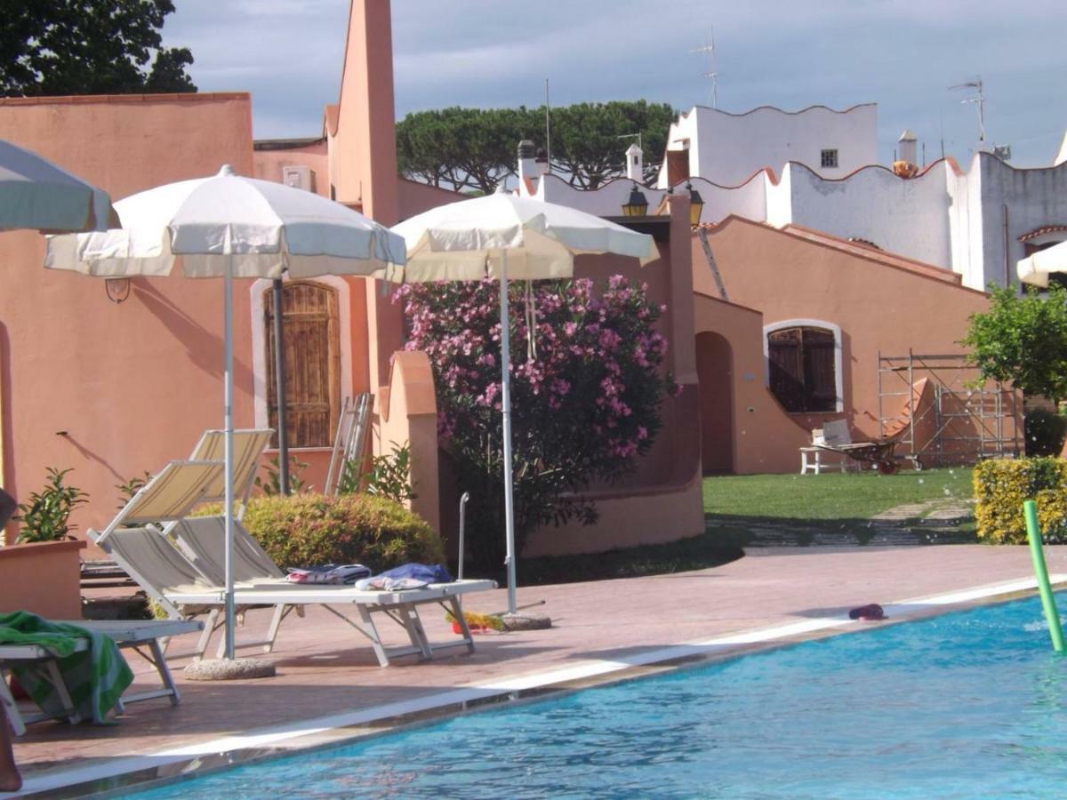 Hotel Ristorante Al Canto Delle Sirene Terracina Exterior foto